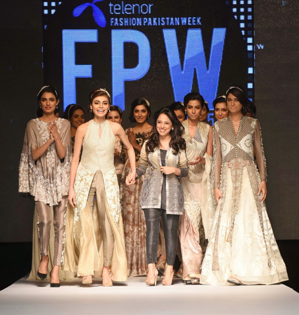 Nida Azwer at Telenor Fashion Pakistan Week 2015 Day 1 (22)