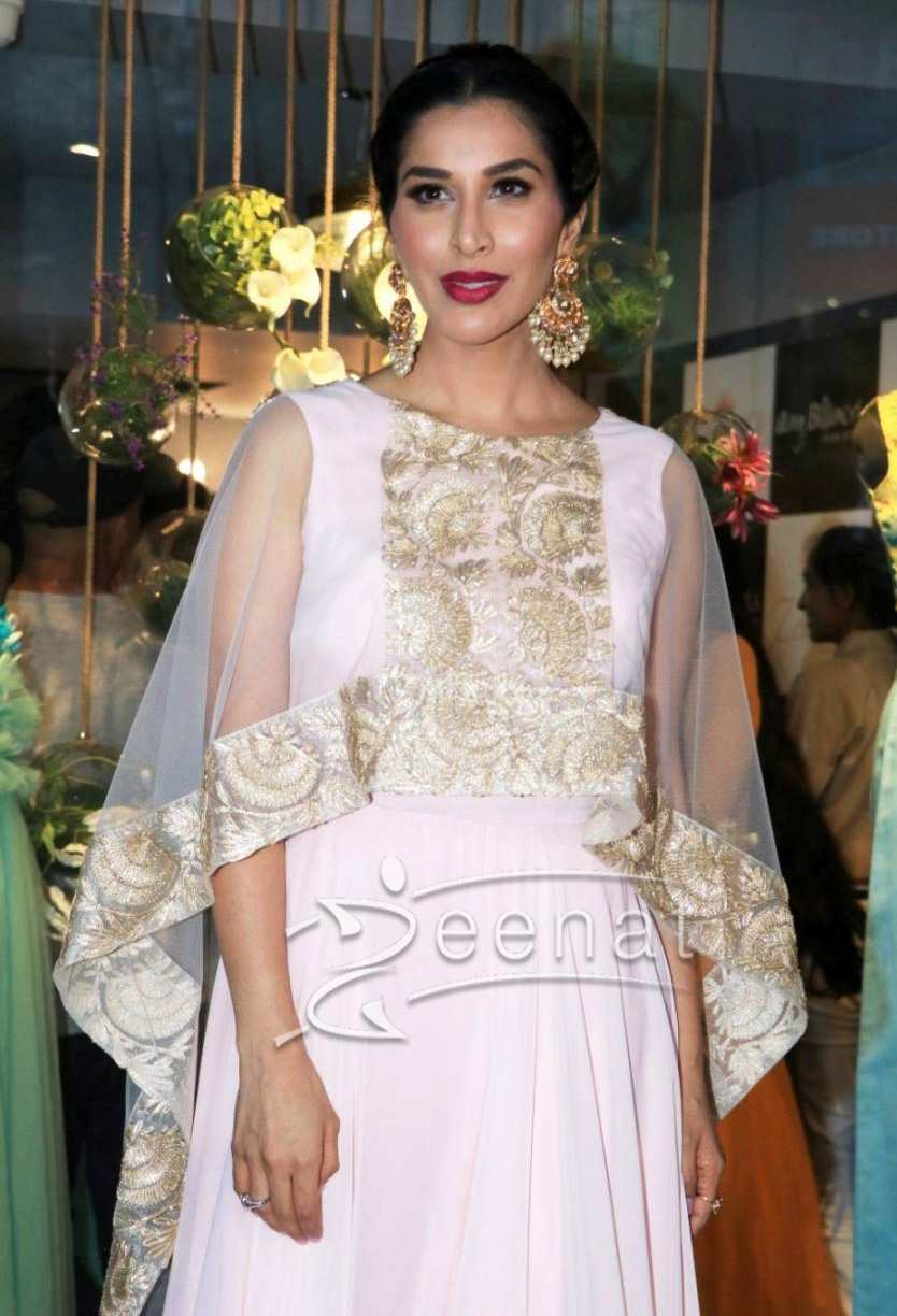 Sophie Choudry in Amy Billimoria dress 3